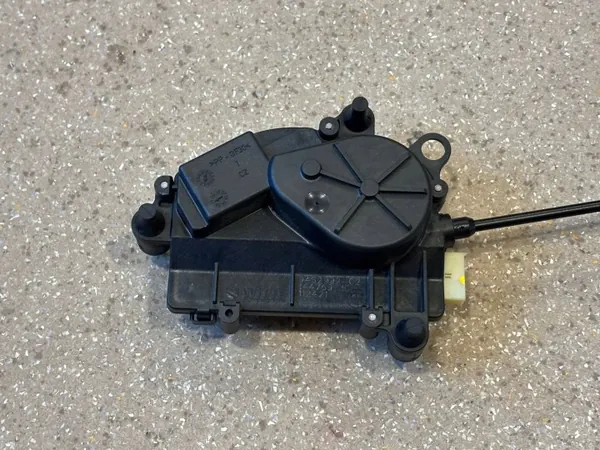 Cable puerta trasera derecha BMW X5 G05 OEM 9482992 image 6