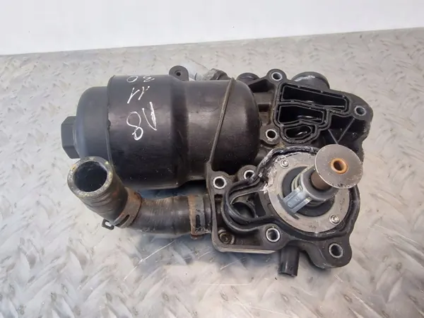 Audi OE 059115389G Oljefilterhus - Begagnad image 5