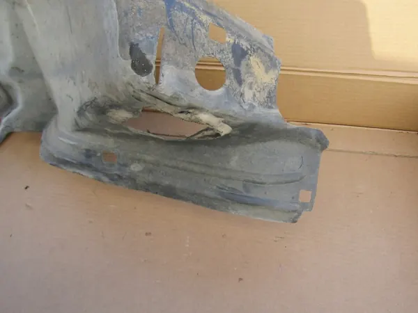 Para-lama dianteiro esquerdo Mercedes W124 OEM 1248840935 image 10