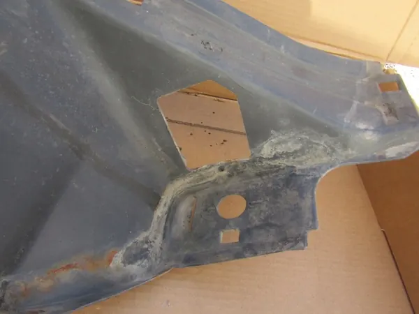 Para-lama dianteiro esquerdo Mercedes W124 OEM 1248840935 image 3