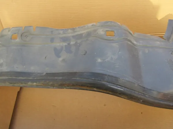 Para-lama dianteiro esquerdo Mercedes W124 OEM 1248840935 image 5