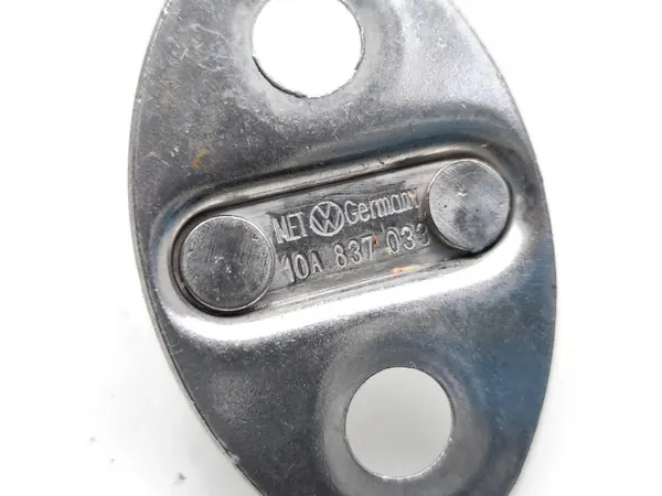 Audi Q4 Framdörr Låsregel OEM 10A837033 image 7