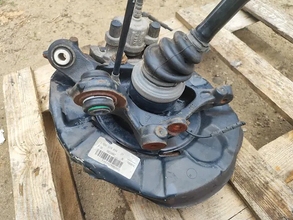 BMW 3 F31 2.0D Oikea Takavarsi 8680348 image 7