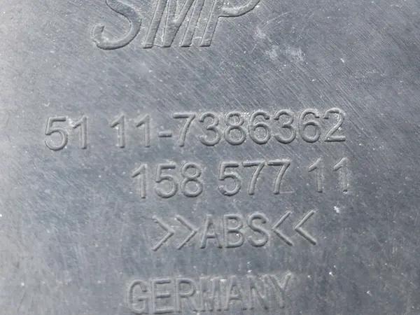 Scivolo di montaggio faro destro BMW F30 F31 LCI OEM 7386362 image 4