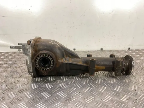 Subaru FBZ25176 Bakre differential - Begagnad OEM image 3