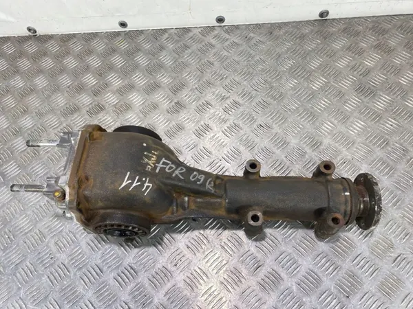 Subaru FBZ25176 Bakre differential - Begagnad OEM image 4