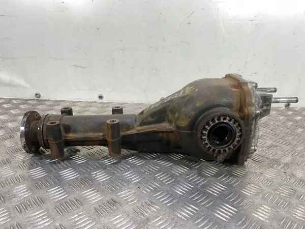 Subaru FBZ25176 Bakre differential - Begagnad OEM image 7