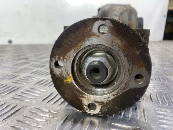 Subaru FBZ25176 Bakre differential - Begagnad OEM image 9