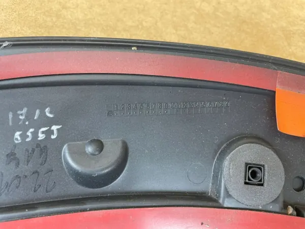 Vänster Bakre Sidolist OEM 8K9853817A Audi A4 B8 image 8