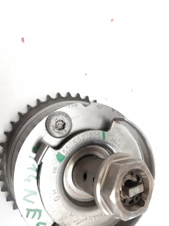 Opel 1.4 Turbo Nockenwellenphaser OEM 55562222 image 3