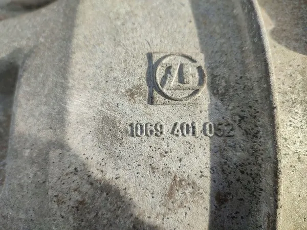 BMW X3 E83 2.0 D Manuaalivaihteisto 1069401061 image 3