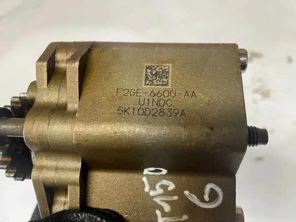 Bomba de aceite Ford OE F2GE-6600-AA - Pieza usada image 9