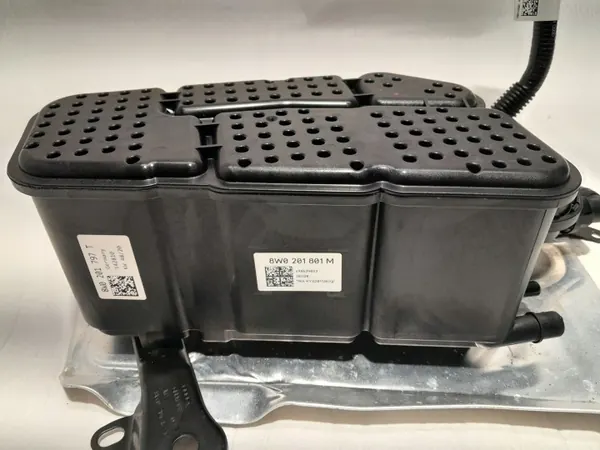 Filtre à charbon Audi A4 B9 Berline 2.0 TFSI OEM 8W0201801M image 5