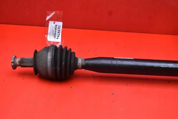 Höger Främre Halvaxel Skoda Rapid 1.2 TSI 2012-2017 6R0407762K image 4