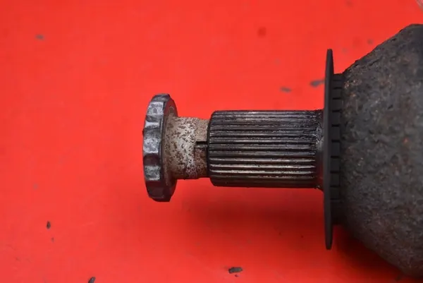 Höger Främre Halvaxel Skoda Rapid 1.2 TSI 2012-2017 6R0407762K image 5