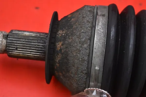 Höger Främre Halvaxel Skoda Rapid 1.2 TSI 2012-2017 6R0407762K image 7