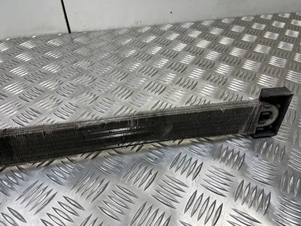 Arrefecedor de óleo usado OEM 7P0422885B para VW Touareg II image 4