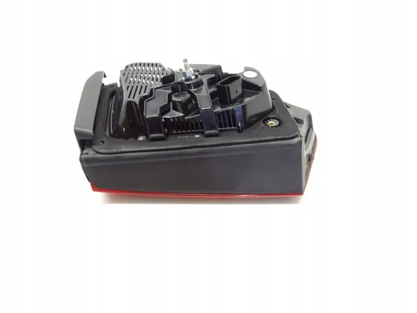 Luz trasera derecha Audi A6 C7 4G9945094F image 4