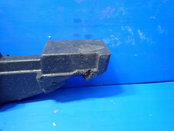 Mitsubishi Outlander II Etupuskuri image 6