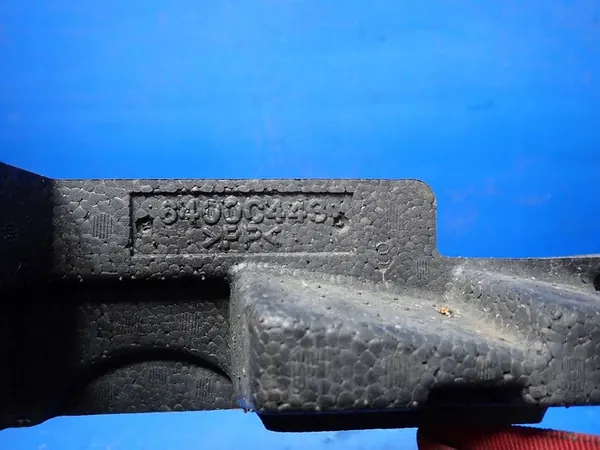 Mitsubishi Outlander II Etupuskuri image 8