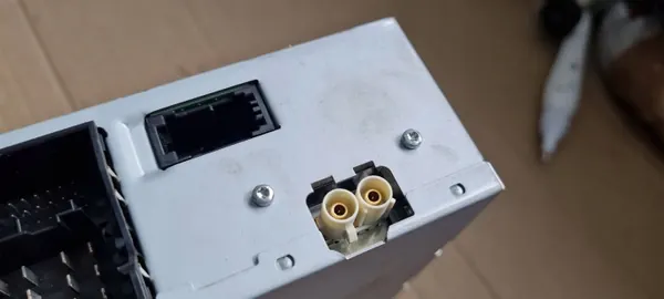 Audi A6 C6 Radion Viritinmoduuli OEM 4F0035056B image 5
