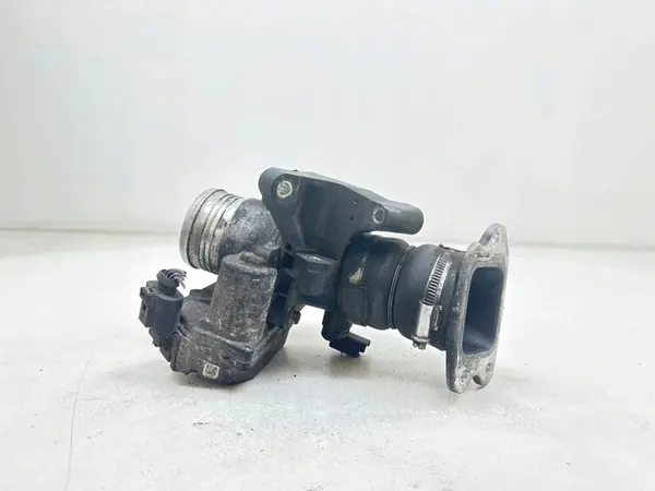 Corpo de borboleta Ford Focus 2009 9E926 image 1