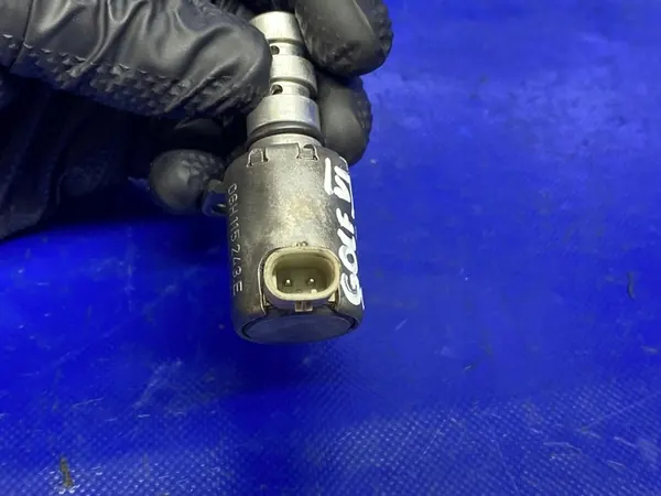 Öljynpaineventtiili VW Golf VI Audi 2.0 TFSI OEM image 5