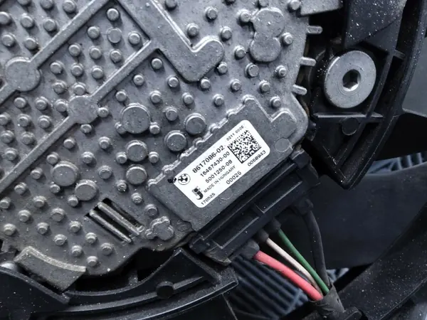 BMW Fläktkåpa OEM 8576513 för 5-serien G30 G31 G38 image 4