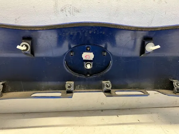 Garniture de Hayon Toyota Yaris III OEM 768110DA30 image 10