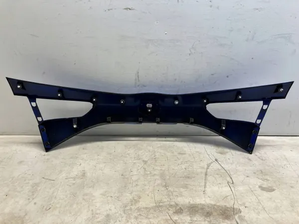 Garniture de Hayon Toyota Yaris III OEM 768110DA30 image 7