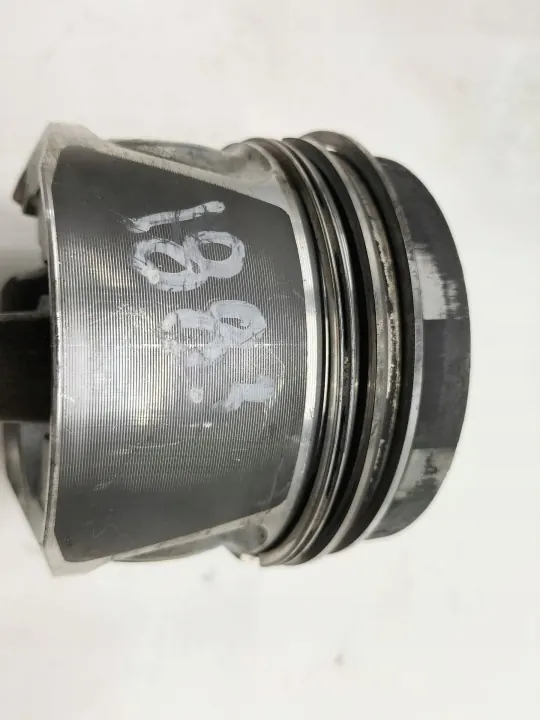 Mäntä Vipusarja OEM 32R2 2.0 TDI - Käytetty image 4
