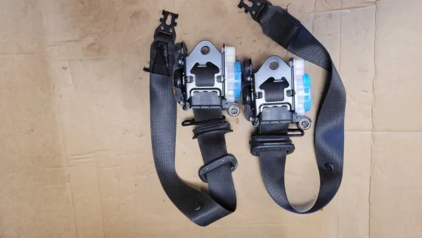 2x Seat Belt Tensioner Right Opel Insignia A Lift OEM image 2