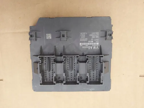 Module Confort VW 5K0937085 - Pièce OE d'Occasion image 2