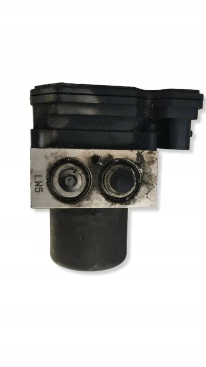 Jarrupumppu OEM 589200Z250 Kia Sportage II:lle image 3