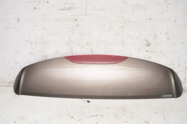 Volvo V60 Spoiler OEM 154225 - Gebrauchte Kombi-Heckklappe image 2