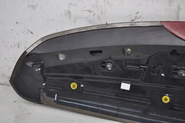 Volvo V60 Spoiler OEM 154225 - Gebrauchte Kombi-Heckklappe image 4