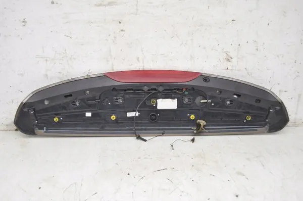 Volvo V60 Spoiler OEM 154225 - Gebrauchte Kombi-Heckklappe image 6