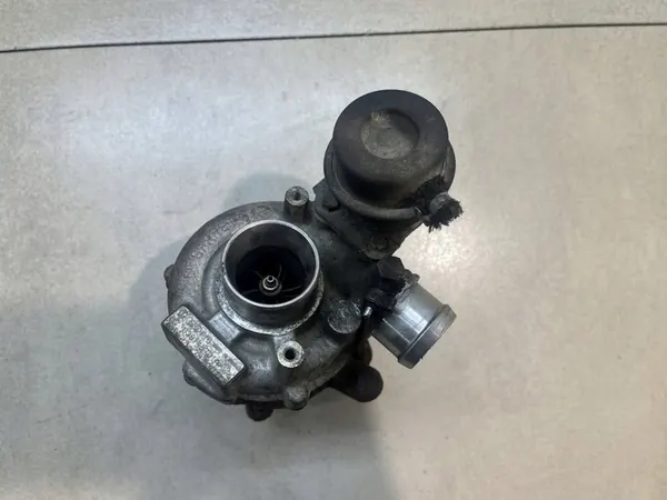 Turboaggregat 1.9 TDI Audi A3 VW Golf image 8