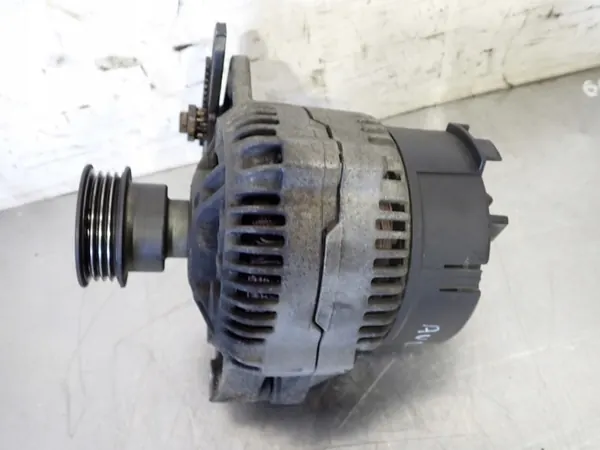 Generaattori Audi 80 2.0 OE 050903015B image 2