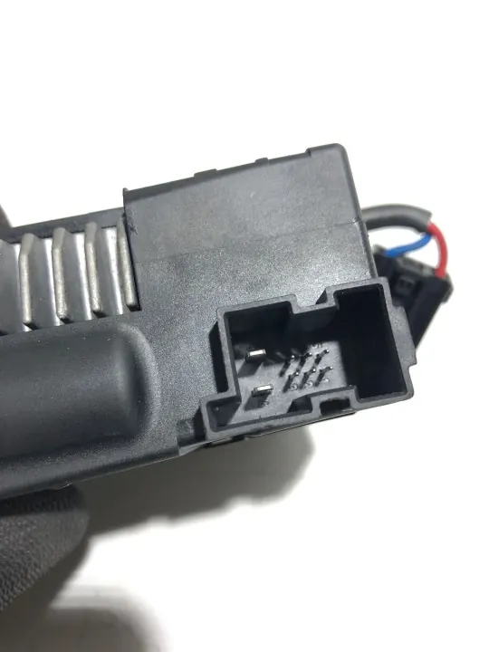 Audi Q7 4L 2008 Actuador Portón OEM 4L0910945 image 7