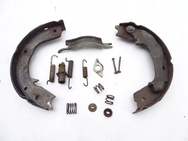 Mitsubishi Pajero III 99-06 rechter achter remset image 2