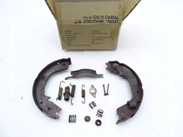 Mitsubishi Pajero III 99-06 rechter achter remset image 4