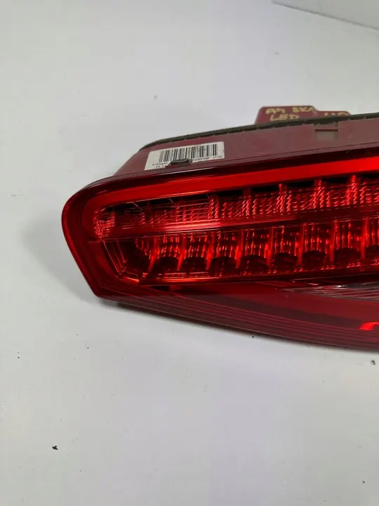 A4 8K Sedan Oikea Takavalo LED 8K5945094AC image 2