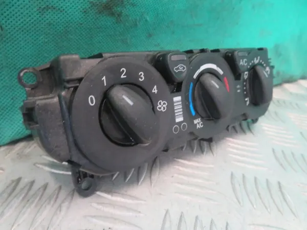 Painel de ventilação de ar condicionado Ford Transit Custom image 2