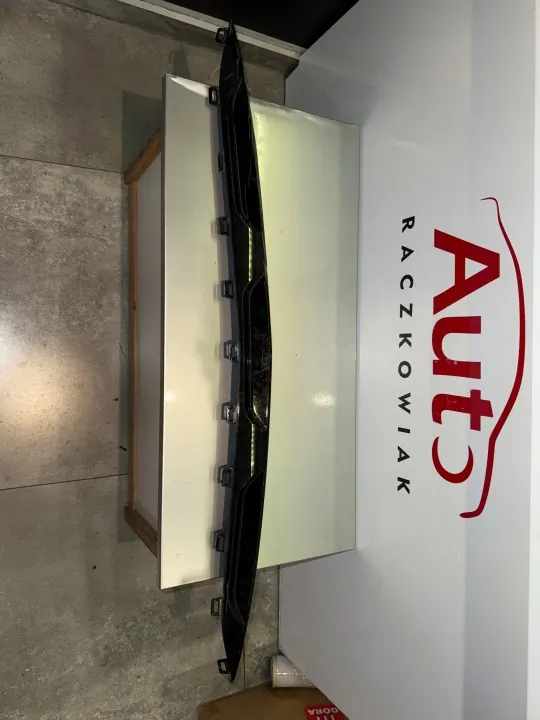 Mercedes GLE Voorbumper Spoiler OEM A1678856703 image 3