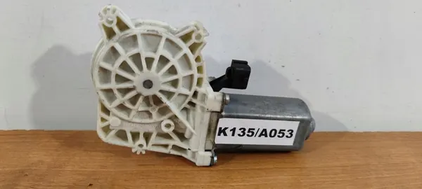 SAAB 9-3 Oikean Etuikkunan Moottori 12788913 image 4