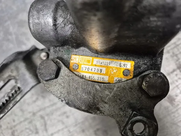 Bomba de direção assistida BMW E34 E36 1141039 image 4