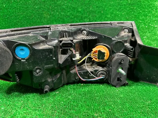 Höger baklampa Renault Megane IV Kombi 265501150R image 7