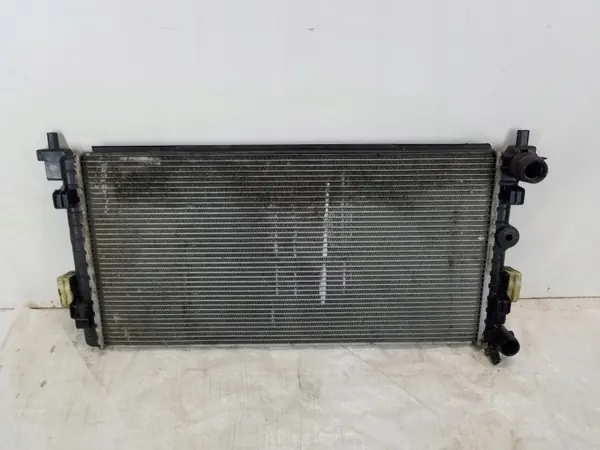 Radiateur d'eau OEM 6R0121253L pour Skoda Rapid 1.4 TDI image 2