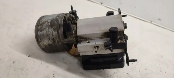 Pompe de suspension Citroen C5 I Lift OEM 9654068680 image 6